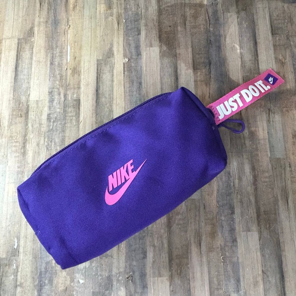 Nike Purple Pencil Gym Organizer Zipper Pouch Lightweight LOOK AT PICTURES
